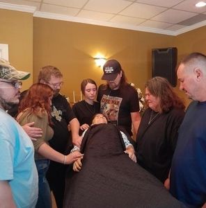 Meet your Posher, Cynthia